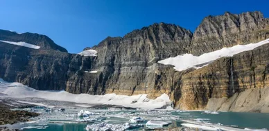 من الجفاف إلى الفيضان: تقرير المنظمة يسلط الضوء على التقلُّب المتزايد في دورة الماء